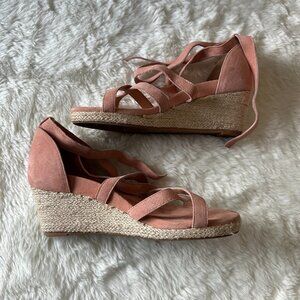 Blush leather supportive wedge sandals